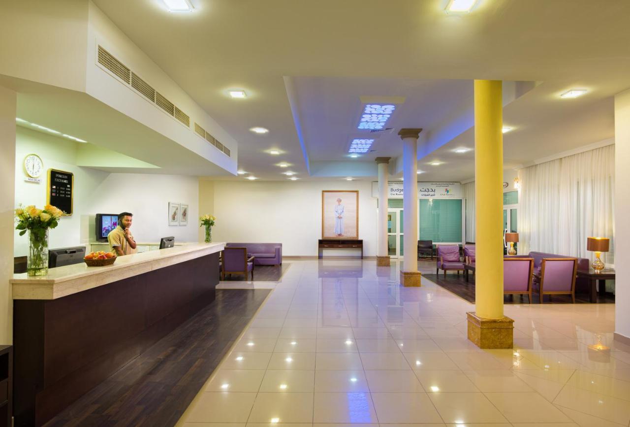 City Hotel Дукм Экстерьер фото